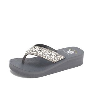Yellow box Lilla Wedge Sandal color gray medium width